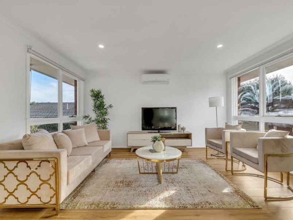 83-Sydney-Parkinson-Avenue,-Endeavour-Hills-1