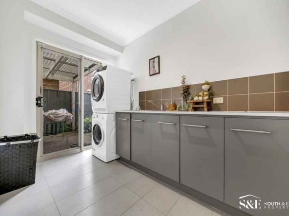 20-21-Chase-Boulevard,-Berwick,-Vic-3806