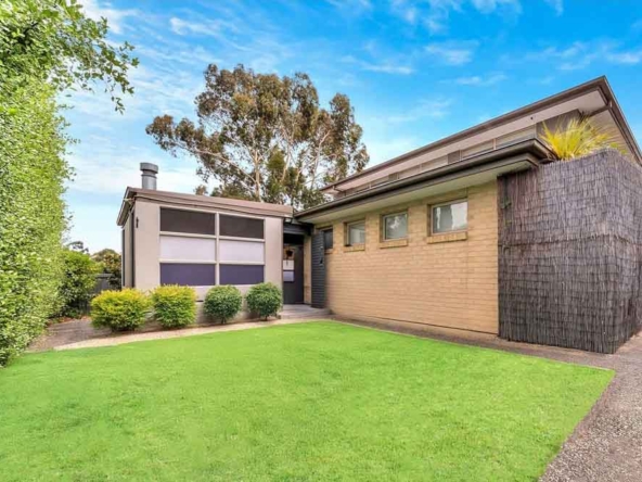 23-21-Chase-Boulevard,-Berwick,-Vic-3806